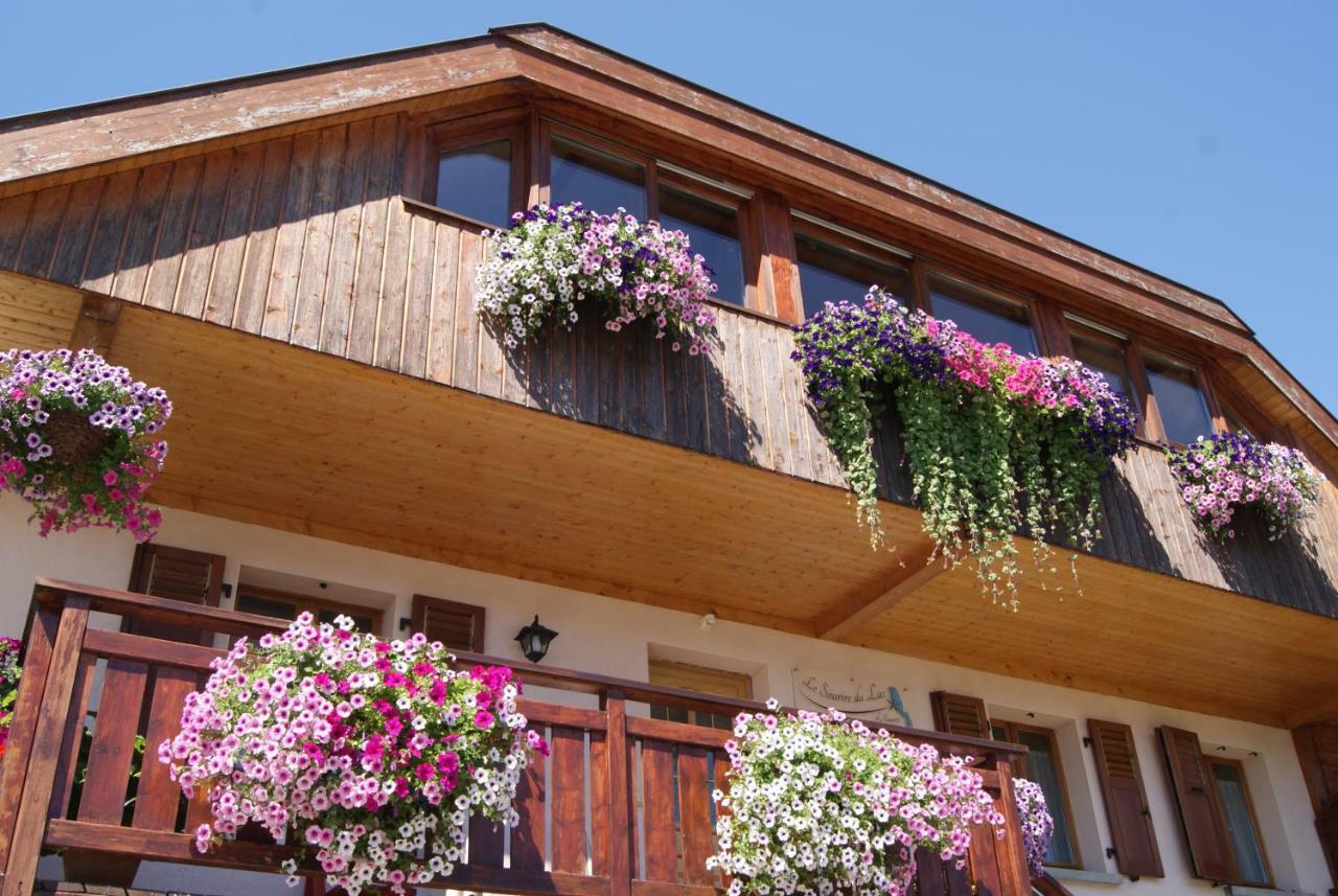 B&B Le Sourire Du Lac Sévrier Exterior foto